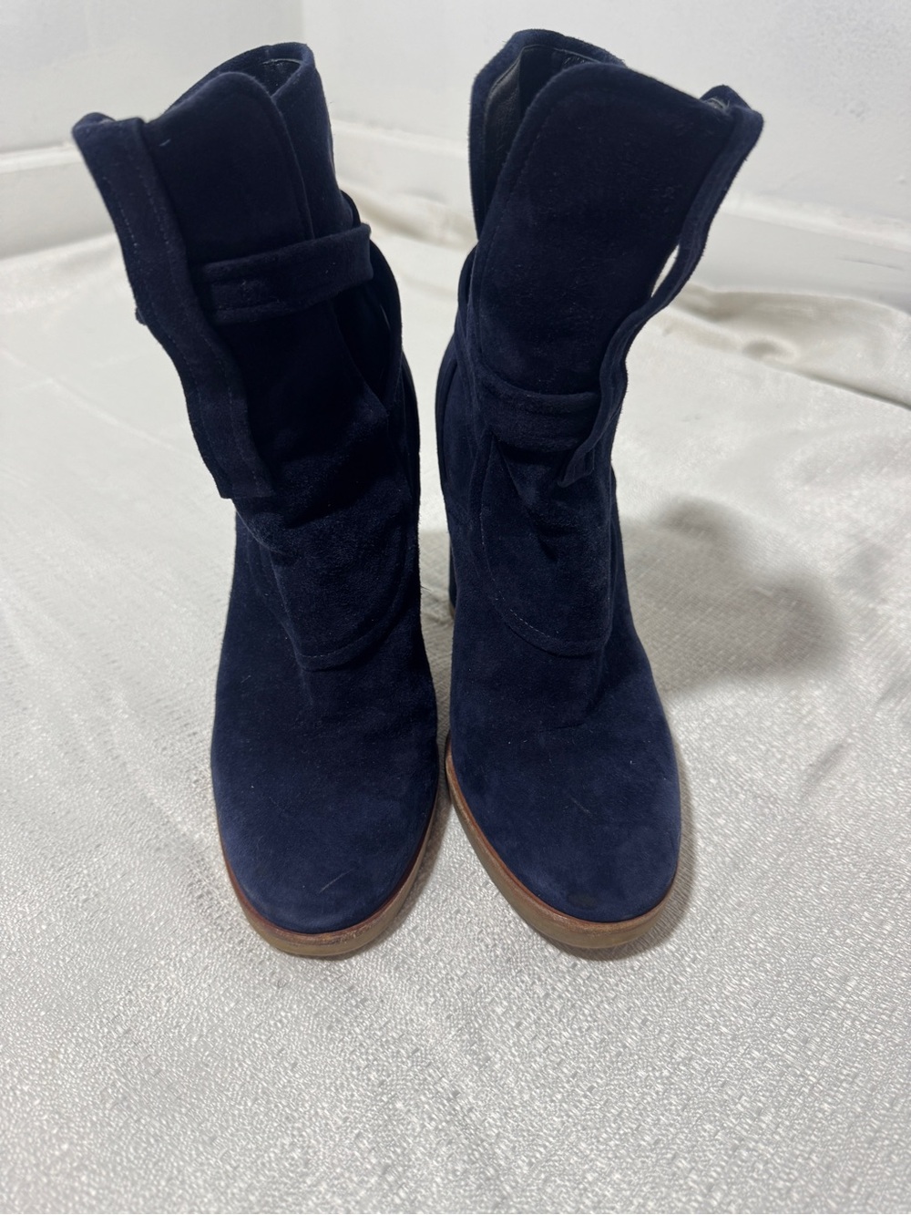 Gianvito Rossi Navy Suede Ankle Boots Block Heel Buckle Italy EU 36.5 US 6.5